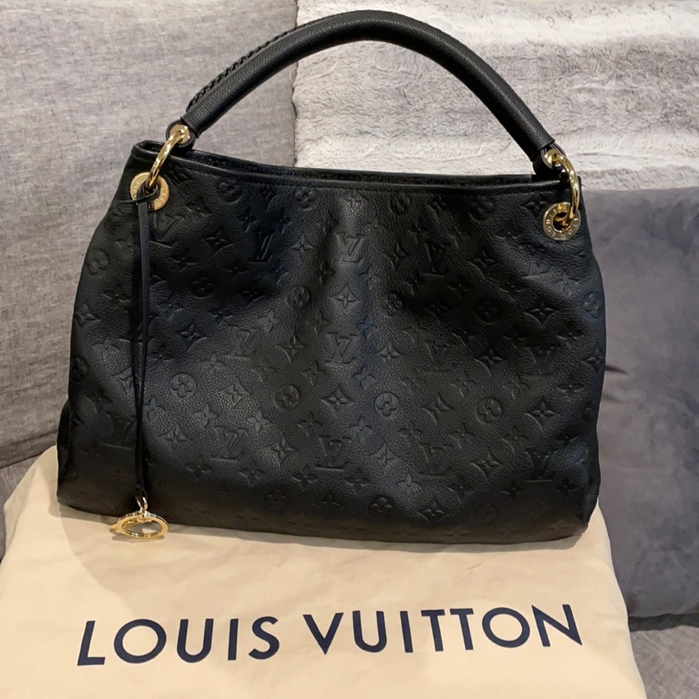 Louis Vuitton Artsy Monogram Empriente bag